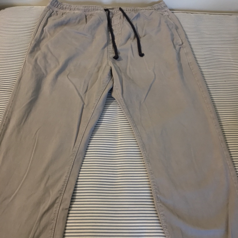 American Eagle Gray Joggers